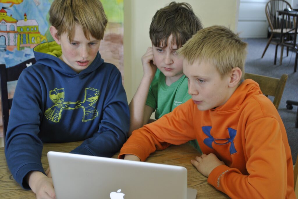 ScreenBoys - Critical Skills Classroom